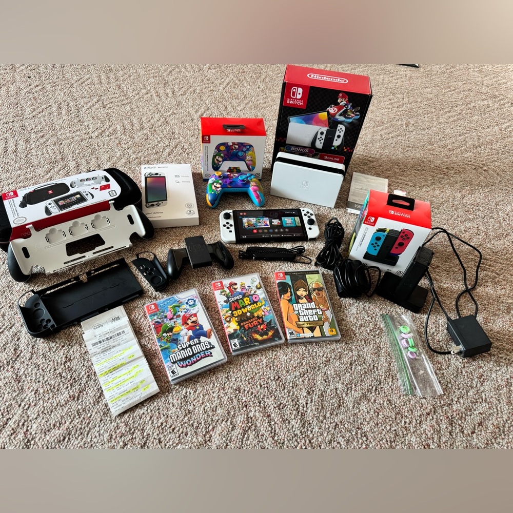 Nitendo Switch OLED Bundle